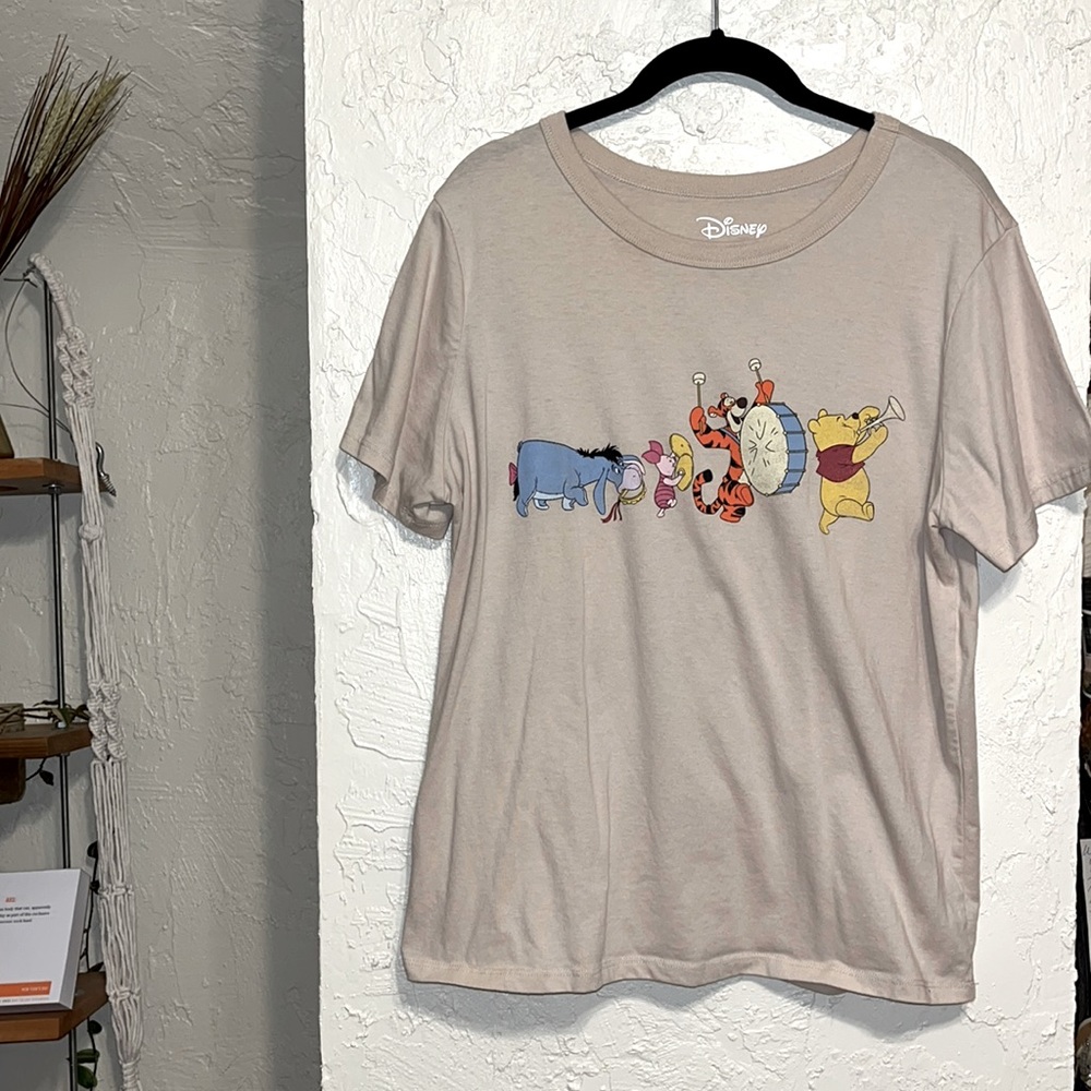 Cute Winny the Pooh T-shirt